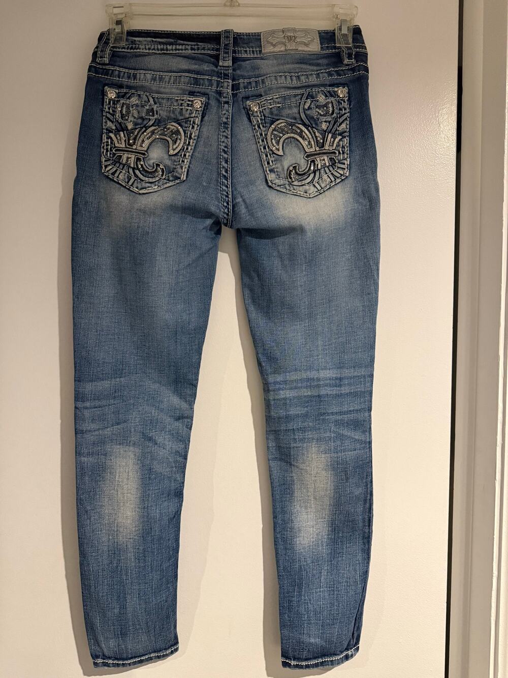 Miss Me Jeans Womens 27 x 28 Fleur De Lis Rhinestone Embellished Y2K Denim